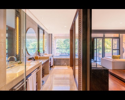 Presidential suite bath room